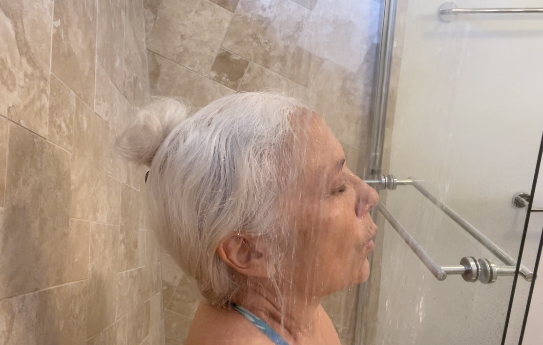 Why take cold showers? Younger By The Days The Appay Method